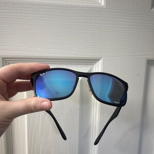 NWOT Ray-Ban Blue Chromance